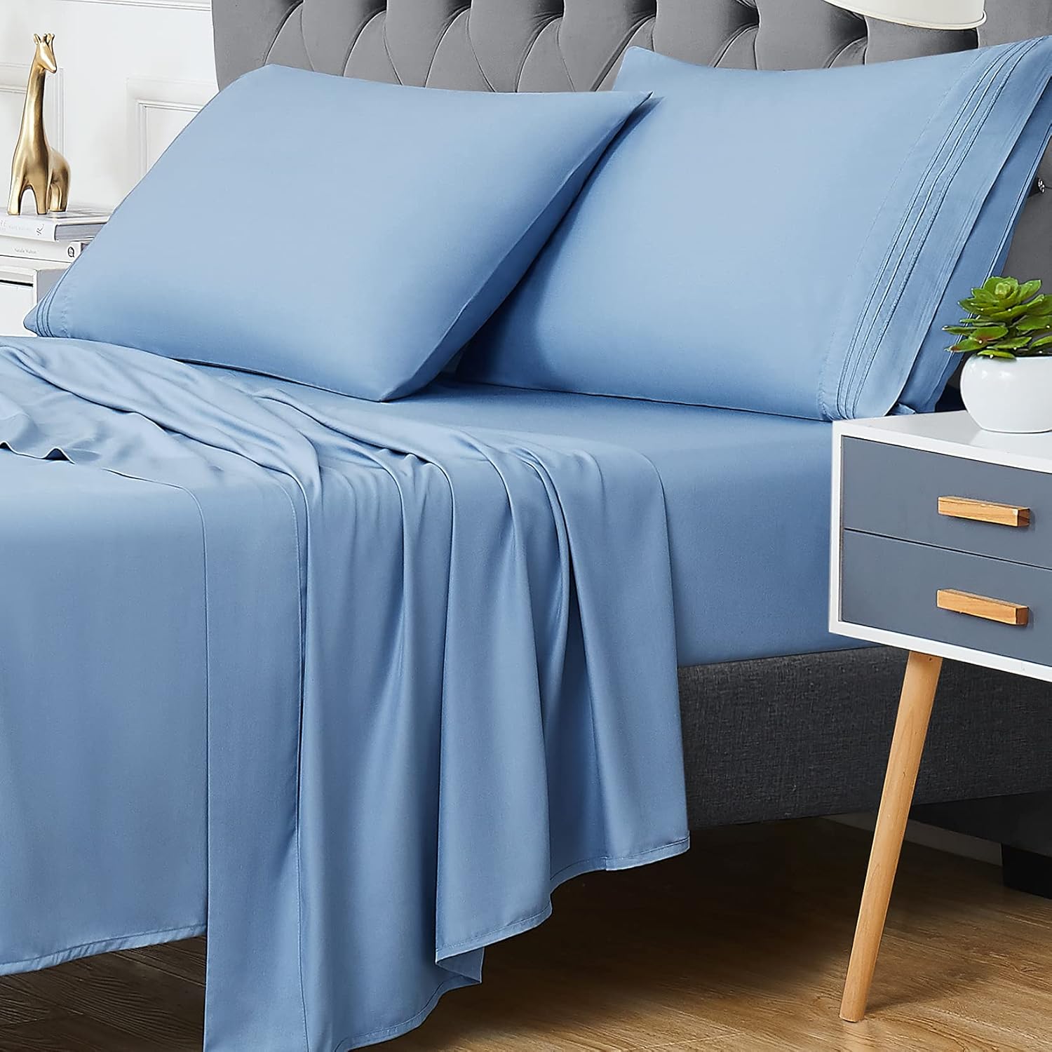 Teal Queen Size 4 PCS Bamboo Sheet Set N259810