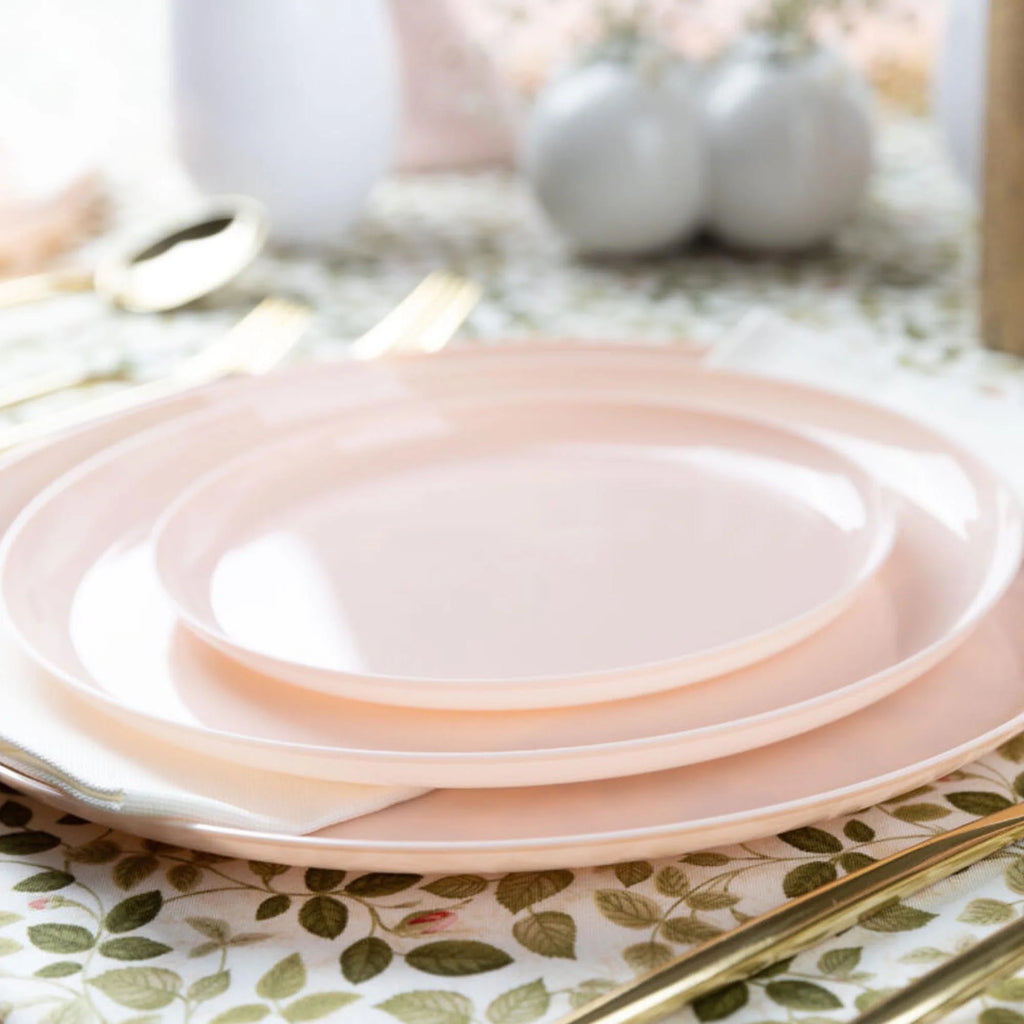 10.6" Round Pink Disposable Plastic Plates (90 Pack) Y68875