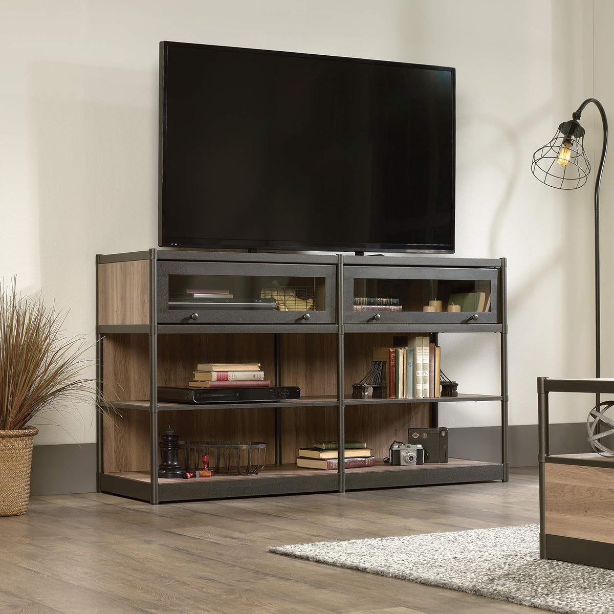 Black Triangular Side Table T89045