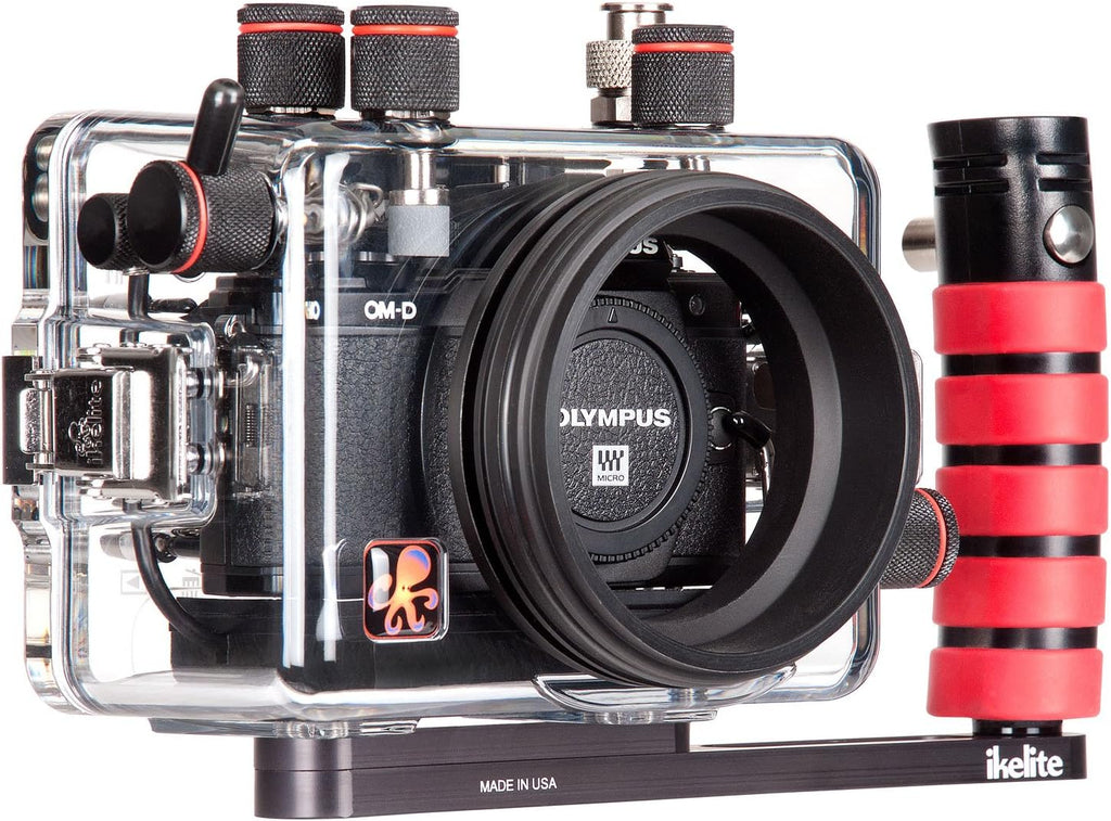 Underwater TTL Housing for Olympus OM-D E-M10 Mark II Mirrorless Micro Four-Thirds Cameras Q524925