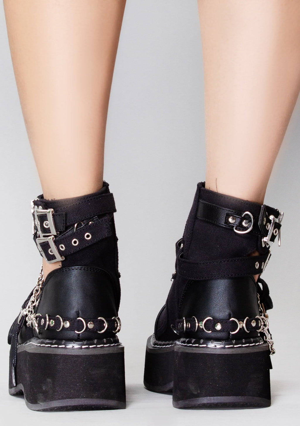 EMILY-317 6 L816