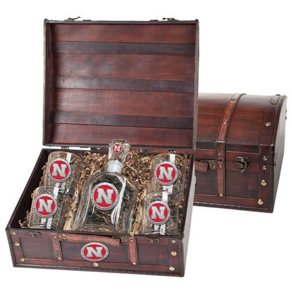 Red Pewter Accent Decanter Chest Set U2536