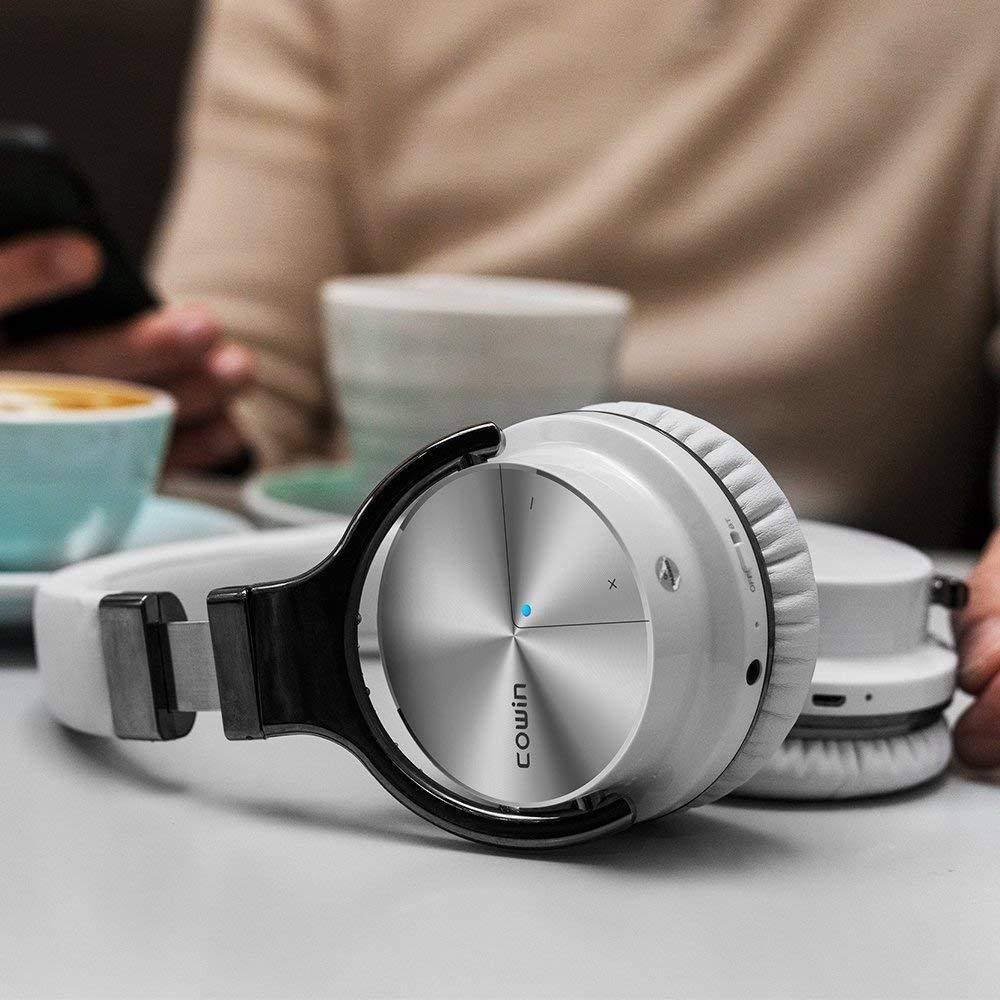 Active Noise Cancelling Bluetooth Headphones with Microphone J25109