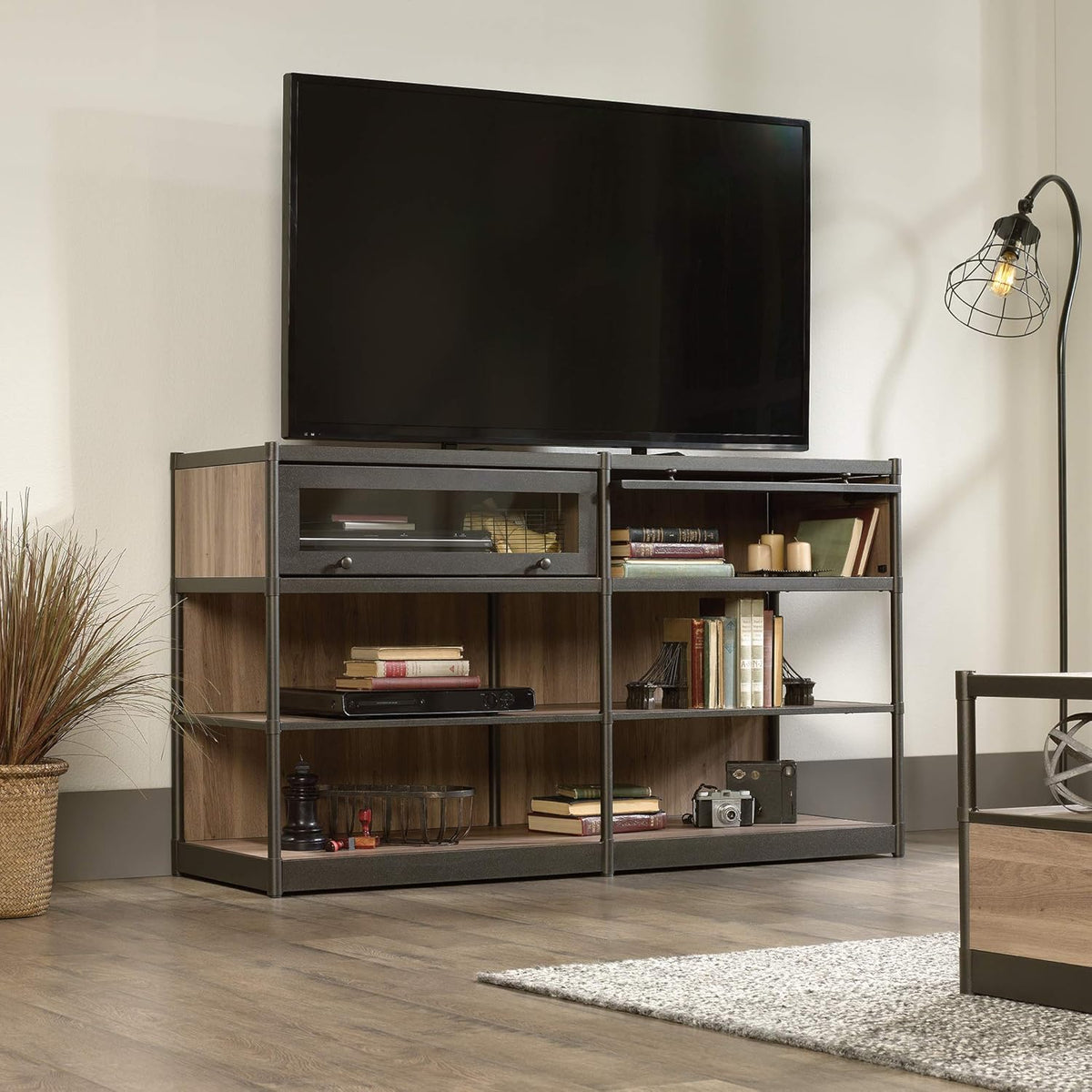Black Triangular Side Table T89045